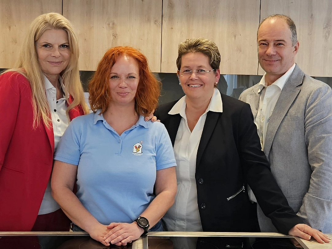 Familie Jaritz übernimmt Küchen-Patenschaft
